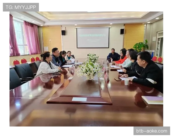退役球员巡回指导活动启动，义务示范攻守转换中的卡位与协防